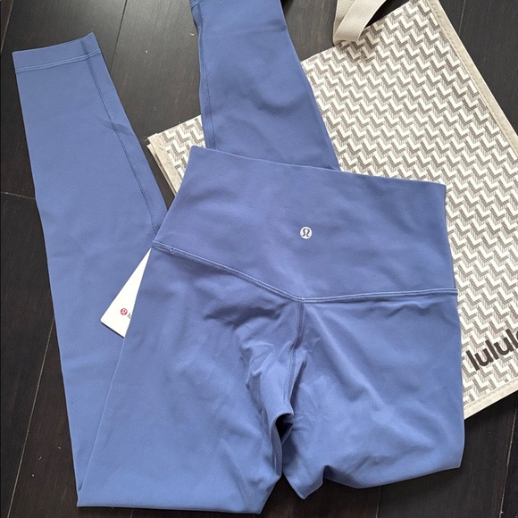 LULULEMON ALIGN NO LINE HR PANT 28” in BRILLIANT BLUE SZ 6 NWT - Picture 3 of 7
